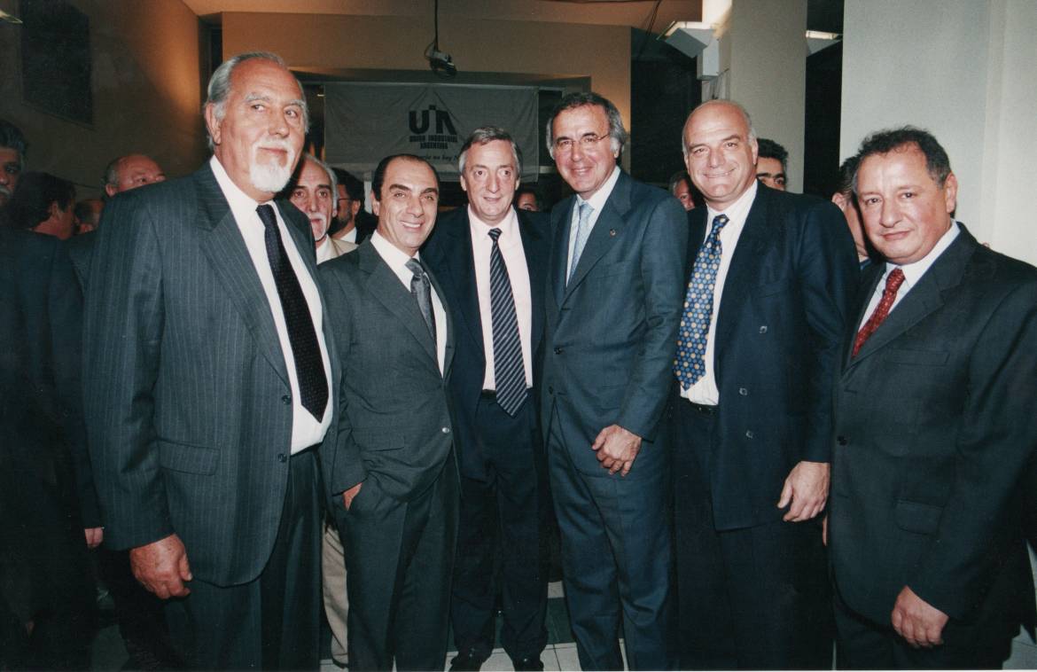 Con-dirigentes-de-la-UIA-y-el-presidente-Néstor-Kirchner.-1.jpg