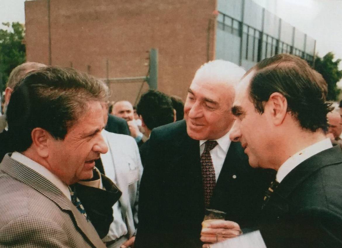 Conversando-con-el-entonces-presidente-Eduardo-Duhalde..jpg
